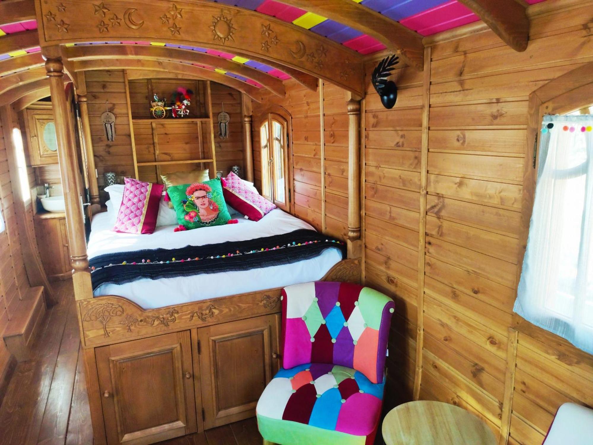 Logis Le Nid Du Pont De Gau Aparthotel Saintes-Maries-de-la-Mer Room photo